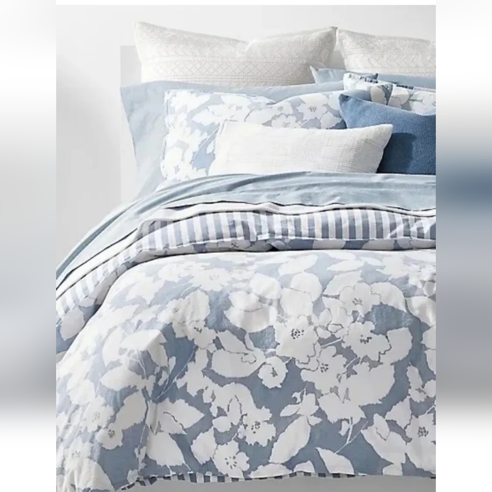 Brand New Ralph Lauren Willa floral 3 piece king comforter set